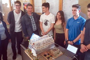 το Γενικό Λύκειο Βιάννου στον 3ο Παγκρήτιο Διαγωνισμό Κατασκευών Φυσικής, «Διαγωνισμό που είχε προκηρύξει ο Σύλλογος Φυσικών Κρήτης