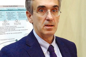 Ο καθηγητής Δημήτρης Φωτιάδης