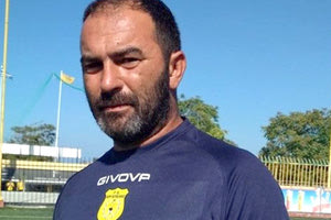 ο τεχνικός της ομάδας των Νέων Εργοτέλη Αντώνης Φραγκάκης 