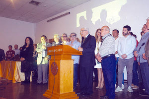 η κεντρική προεκλογική εκδήλωση της Ηράκλειας Πρωτοβουλίας για τις δημοτικές εκλογές της 26ης Μαΐου στην κατάμεστη αίθουσα «Μανόλης Καρέλλης»