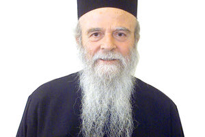 “Έφυγε” ο πατέρας Ηλίας που υπηρέτησε 59 χρόνια στον ναό του Αγίου Τίτου