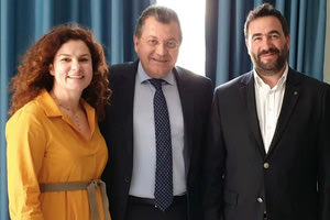 Συνάντηση που είχε ο υποψήφιος Δήμαρχος και επικεφαλής της παράταξης «Ηράκλειο για όλους» Γιώργος Σισαμάκης με τον Διευθύνοντα Σύμβουλο των Μινωικών Γραμμών κ. Αντώνη Μανιαδάκη.