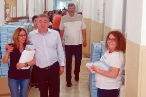 Τους εργαζόμενους στην Περιφέρεια ευχαρίστησε ο Περιφερειάρχης.