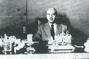 Γεώργιος Γεωργιάδης: Ο νεαρός δικηγόρος, ως δήμαρχος πλέον, στο γραφείο του