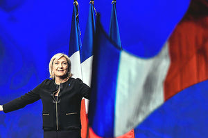 Ο ακροδεξιός Εθνικός Συναγερμός της Μαρίν Λεπέν κερδίζει τις ευρωεκλογές στη Γαλλία