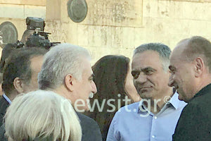 ο αρχηγός της ΕΛ.ΑΣ. Αριστείδης Ανδρικόπουλος από την παρουσία του στην κεντρική προεκλογική συγκέντρωση του ΣΥΡΙΖΑ στο Σύνταγμα