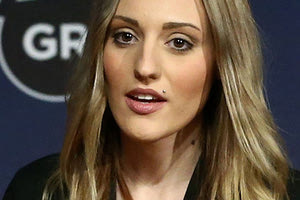 Η Άννα Κορακάκη