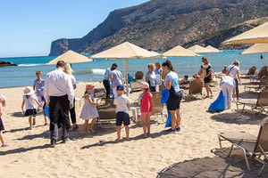 Καθάρισαν και φέτος την παραλία του Φόδελε