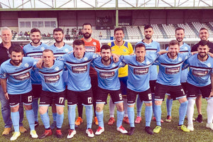 Οι παλαίμαχοι του Κεραυνού που αγωνίστηκαν στο φιλικό για τον Στάθη