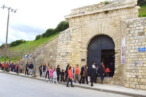 στο ανοικτό θέατρο Πύλη Βηθλεέμ