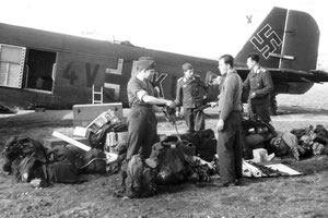 Μάρτιος 1942. Πρώτη προσγείωση γερμανικού αεροπλάνου στο πολεμικό αεροδρόμιο Καστελλίου.