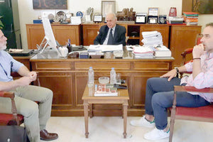 Παπαβασιλάκης και Πουρσανίδης επισκέφτηκαν χθες τον δήμαρχο Βασίλη Λαμπρινό