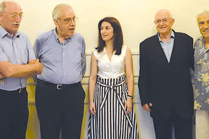 η βιβλιοπαρουσίαση του συλλογικού τόμου «Ο Ν. Καζαντζάκης και η Πολιτική» στις τέσσερεις πρωτεύουσες των νομών της Κρήτης