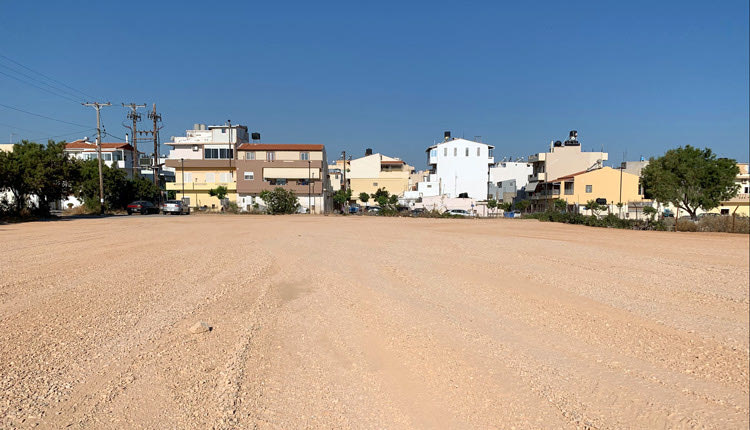 εργασίες διαμόρφωσης του δημοτικού ακινήτου στη Ν. Αλικαρνασσό