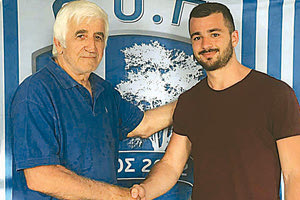 Ο Μεμοτσέλα με τον Γ.Α. του Πόρου κ. Τσαΐνη