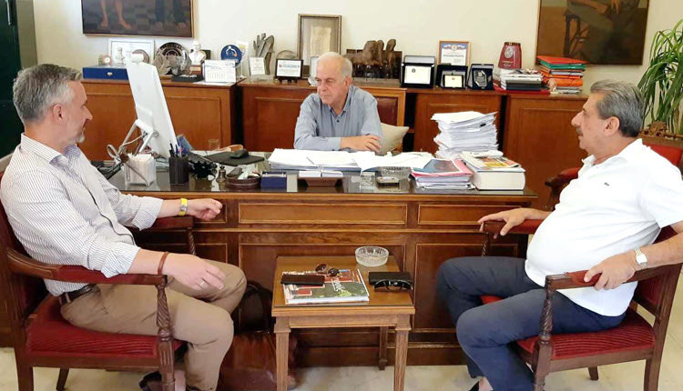 ανάπλαση της κεντρικής οδού του Ρουκανίου