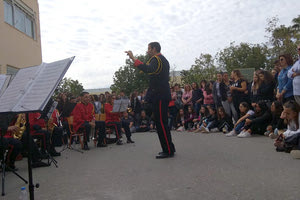 Η Φιλαρμονική διασκέδασε μαθητές και καθηγητές