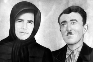 Ο Πέτρος Πετροσιάν με τη γυναίκα του Ασημίνα.