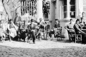 ΦΩΤΟ ΗΜΕΡΑΣ: Για ροσόλι ή καφέ στη Σπλάντζια