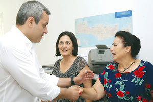 ο υποψήφιος βουλευτής Ηρακλείου του ΣΥΡΙΖΑ Χάρης Μαμουλάκης