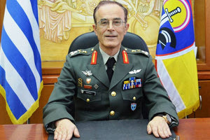 ο αρχηγός του Γενικού Επιτελείου Στρατού, αντιστράτηγος Γεώργιος Καμπάς