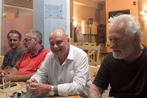 Από τις συναντήσεις του υποψήφιου βουλευτή Μανώλη Αλιφιεράκη