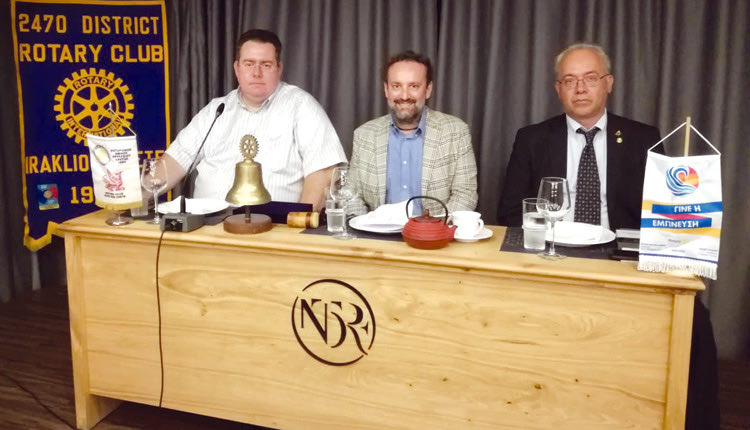 Αλλαγή σκυτάλης είχαμε στον Ροταριανό Όμιλο Ηρακλείου