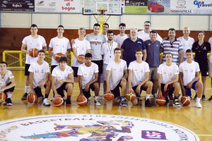 Τα παιδιά του καμπ με τους Αμερικάνους και όχι μόνο προπονητές