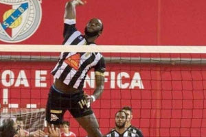 Πήρε to διεθνή Κολομβιανό κεντρικό Κέβιν Αλεξάντερ Καραμπαλί ο ΟΦΗ.