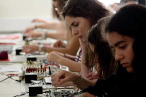 Γένους... θηλυκού το 1ο θερινό Σχολείο στο Τμήμα Υπολογιστών