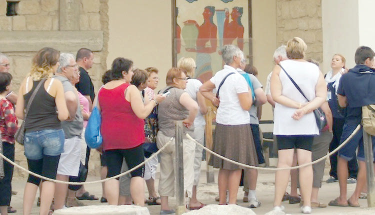 Τουρίστες Κνωσός