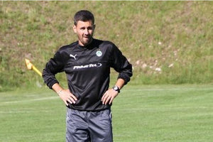 Προπονητή - έκπληξη είναι έτοιμος να κλείσει ο ΟΦΗ στο πρόσωπο του Γιώργου Σίμου.