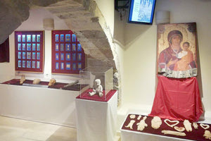 έκθεση με τον τίτλο «τα τάματα των εκκλησιών μας» στην Παναγία Γκουβερνιώτισσα