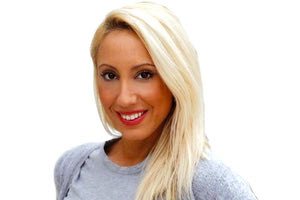 Η ΗΡΑΚΛΕΙΩΤΙΣΣΑ ΤΡΑΓΟΥΔΙΣΤΡΙΑ ΚΑΙ ΗΘΟΠΟΙΟΣ ΤΕΡΕΖΑ ΚΡΗΤΙΚΟΥ