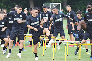 Στιγμιότυπο από την πρώτη προπόνηση του ΟΦΗ στην Ολλανδία