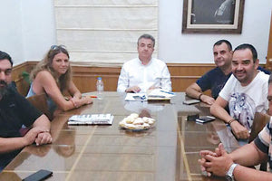 Με τη συνδρομή της Περιφέρειας θα ανακαινιστούν τα αποδυτήρια του Κολυμβητηρίου