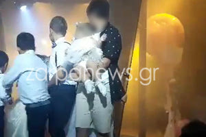Έπεσε το... ασανσέρ στην πίστα κατά τη διάρκεια γαμήλιου γλεντιού σε γνωστό νυχτερινό κέντρο λίγο έξω από τα Χανιά!