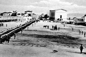 ΦΩΤΟ ΗΜΕΡΑΣ: Παρέλαση στις Τρεις Καμάρες