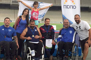 Ο Στεφανουδάκης με συναθλητές της Μεγαλόνησου στο πανελλήνιο στίβου ΑμεΑ