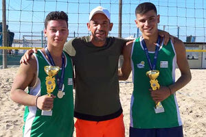 Οι πρωταθλητές Σπιταδάκης, Αστρινάκης με τον κ. Μακράκη