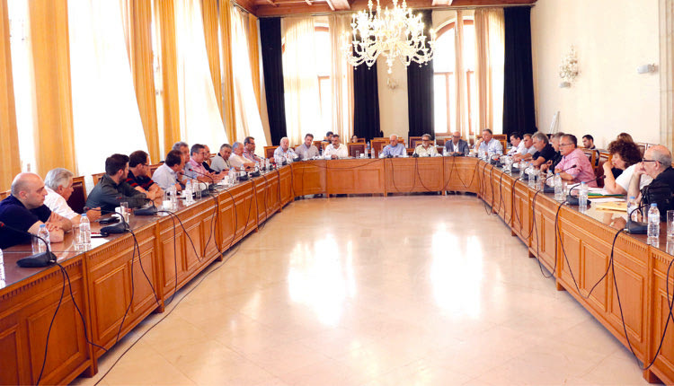 Στη Λότζια, στο πλαίσιο της συνεδρίασης της Περιφερειακής Ένωσης Δήμων Κρήτης.