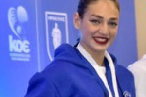 H Κρυσταλένια Γιαλαμά του Ωρίωνα με την Εθνική ομάδα συγχρονισμένης κολύμβησης, στο Παγκόσμιο πρωτάθλημα της Νότιας Κορέας