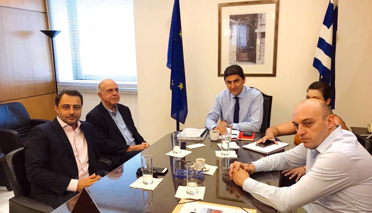 Συνάντηση Αυγενάκη-Λαμπρινού για τις αθλητικές υποδομές