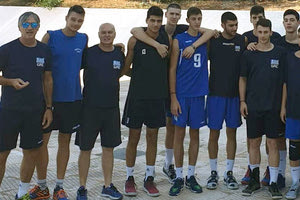 Ο κ. Νικητάκης (2ος απο αριστερά) με τους διεθνείς