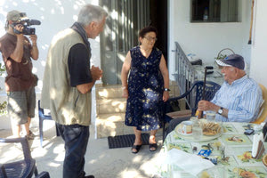 ιστορικό  ντοκιμαντέρ-ντοκουμέντο,  «Από την Κρήτη στα κολαστήρια του θανάτου, Άουσβιτς», των δημοσιογράφων Γιάννη Κανελλάκη και Μανόλη Παντινάκη