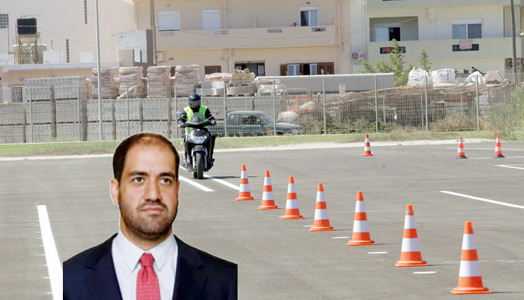 Με νέα τροπολογία θα ρυθμίζει τις αλλαγές για τις εξετάσεις των οδηγών ο Γιάννης Κεφαλογιάννης