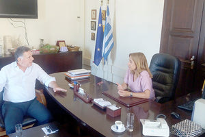 Συνάντηση Φραγκάκη με τη Μαρία Κοζυράκη