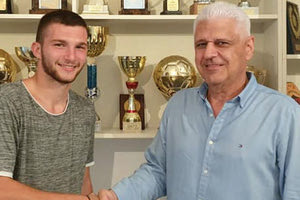 Τον αμυντικό Μιχάλη Αννιτσάκη, ο οποίος την περασμένη περίοδο αγωνίστηκε στον ΑΟ Περιστερίου, ανακοίνωσε ο Ηρόδοτος