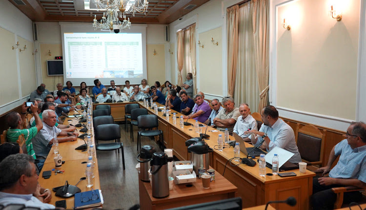 είκοσι τοπικοί οργανισμοί Έγγειων Βελτιώσεων στην Περιφέρεια Κρήτης.