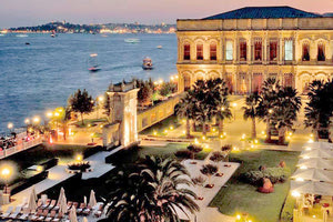 Το διάσημο Çırağan στην Κωνσταντινούπολη